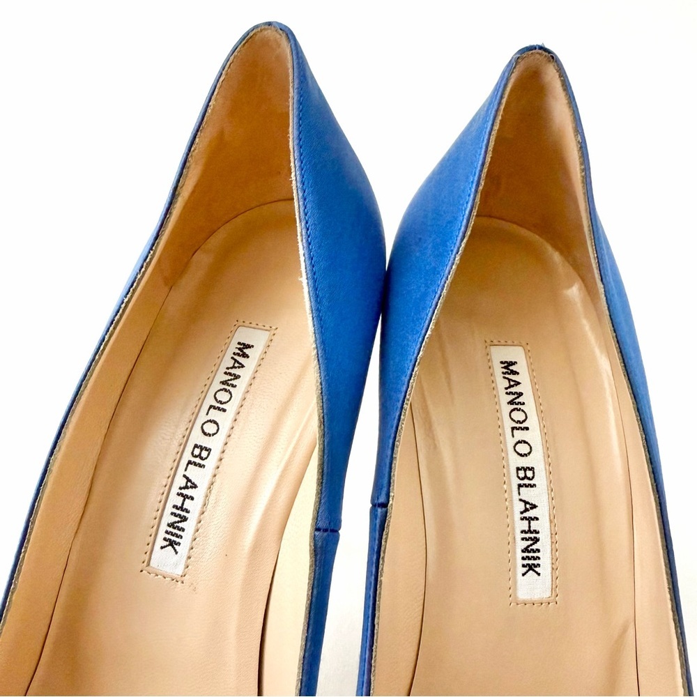 MANOLO BLAHNIK | Hangisi 105 Blue Satin Crystal Jewel Buckle Pumps EU 37 - Picture 9 of 14